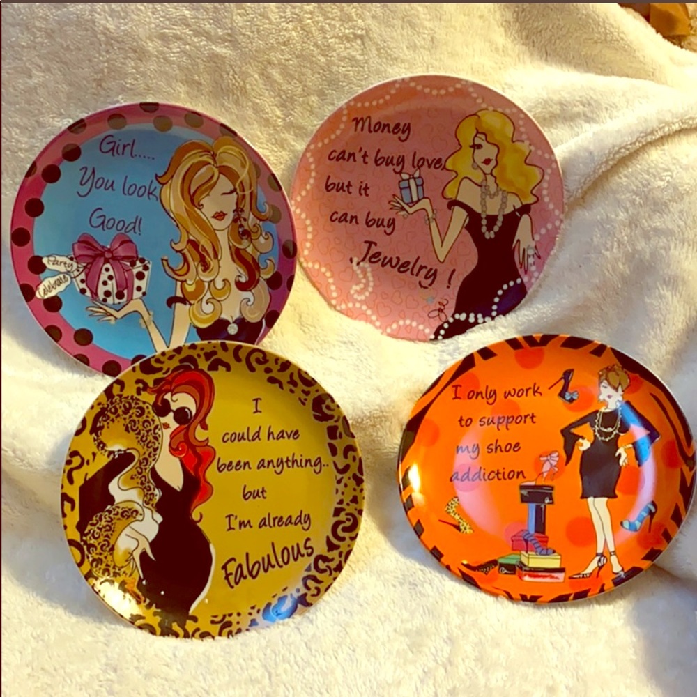 Set of 4  DELISH GIFTS WITH ATTITUDE PLATES